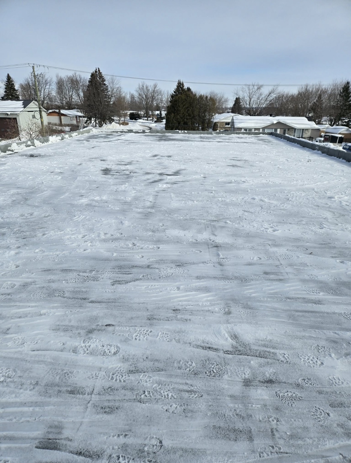Déneigement professionnel toiture